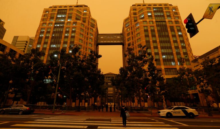 ¿OpenAI debería ser una organización sin fines de lucro? Ha comenzado el juicio entre Elon Musk y Sam Altman