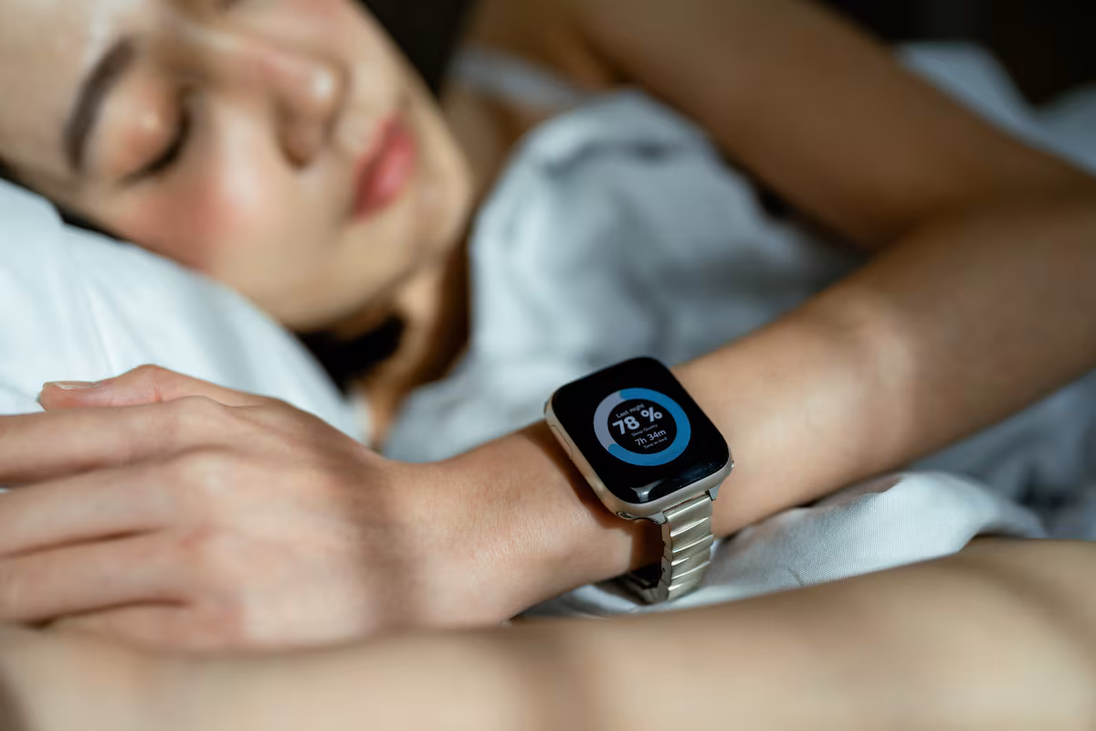 Tecnología para dormir mejor: aplicaciones y dispositivos que funcionan (de verdad) | Tu tecnología | País